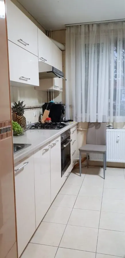 Apartament 4 camere București - poza 1