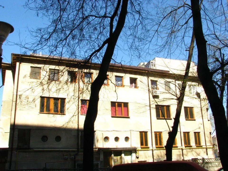 Apartament 9 camere București - poza 1
