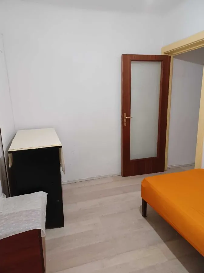 Apartament 4 camere București - poza 1