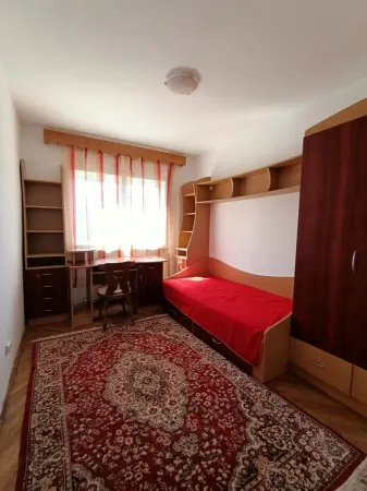 Apartament 3 camere Satu Mare - poza 1