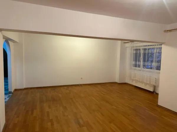 Apartament 5 camere Satu Mare - poza 2