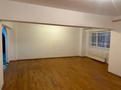 Apartament 5 camere Satu Mare - poza 2