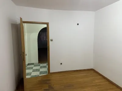 Apartament 5 camere Satu Mare - poza 15