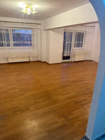 Apartament 5 camere Satu Mare - poza 3