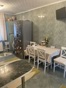 BRASADAS vinde ap 4 cam Gorjului Parcul Liniei etaj 3/4. - Bucuresti