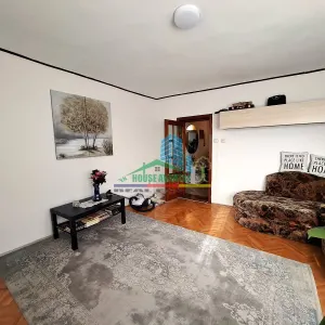 Apartament 4 camere Focșani - poza 2