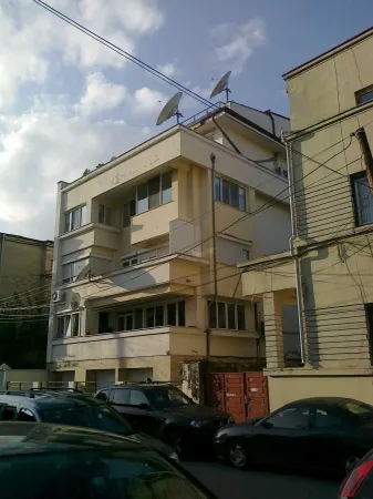 Apartament 3 camere București - poza 1
