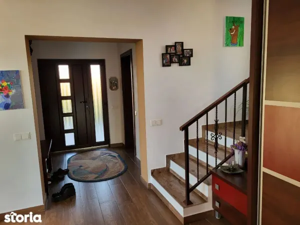 Casă 6 camere Lazuri - poza 2