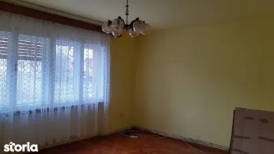 ageuropa.ro vinde ap. 2 cam. la parterul unei case în zona Carpați 2. - Satu Mare