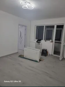 Vand apartament 3 camere - Constanta