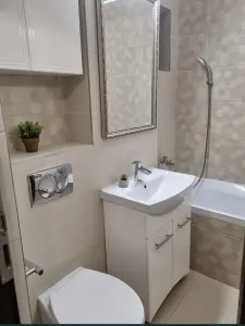 Vand sau schimb apartament 3 camere - Constanta