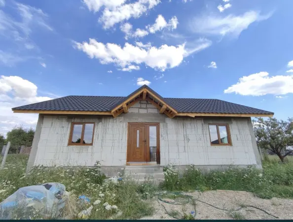 Casă 3 camere Cionchesti - poza 1