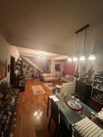 Casă 7 camere București - poza 2