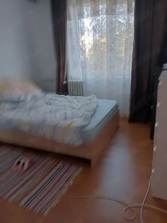 Apartament 3 camere București - poza 1