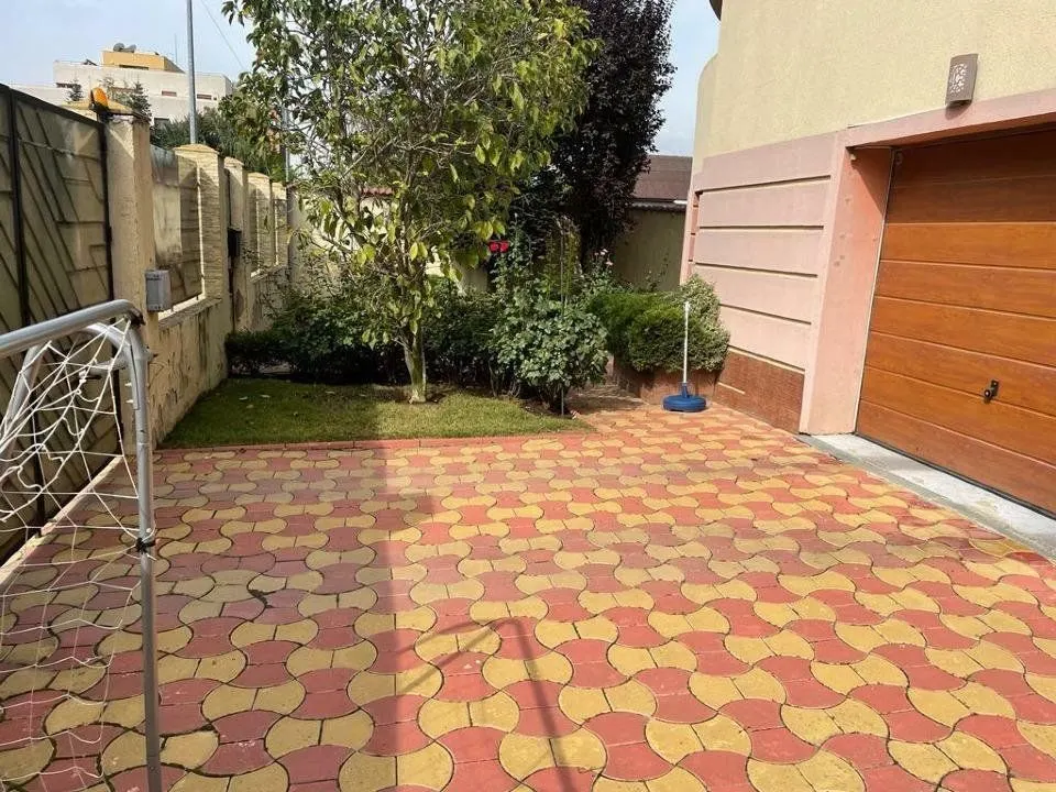Casă 7 camere București - poza 1