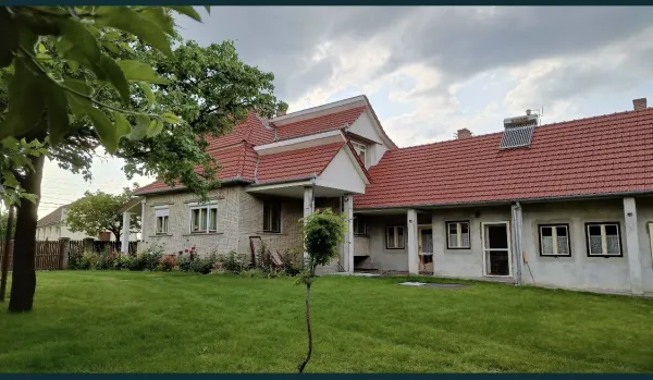 Casă 6 camere Sacaseni - poza 2