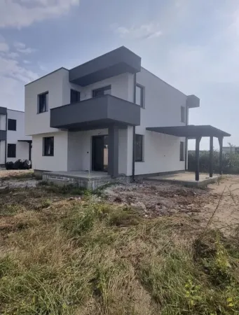 Casă 3 camere Martinesti - poza 1