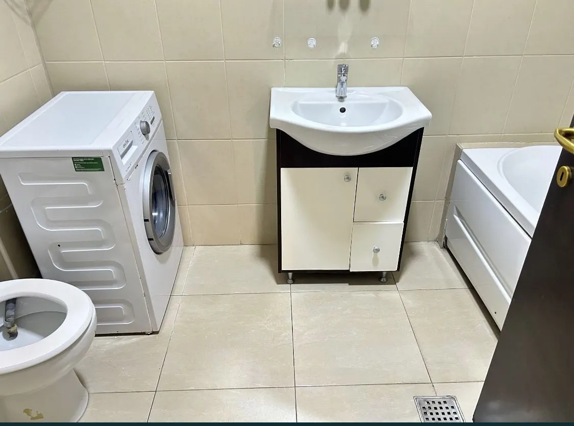 Apartament 3 camere Constanța - poza 1