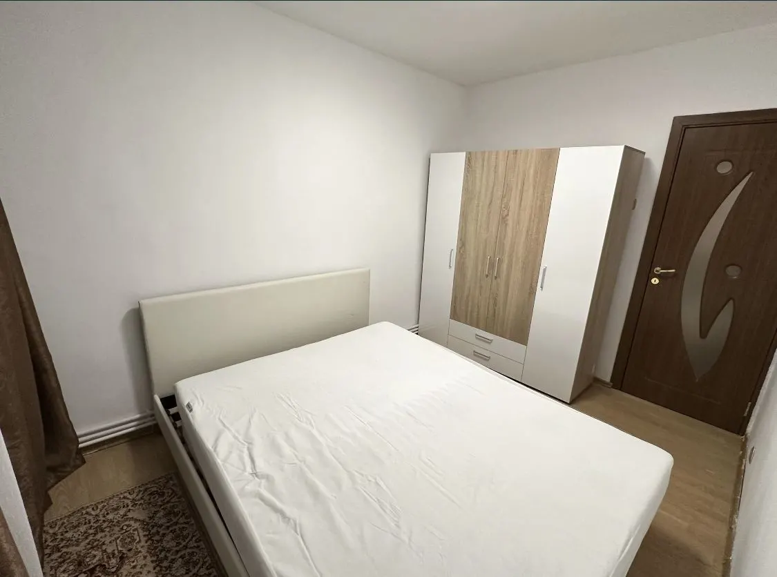 Apartament 3 camere Constanța - poza 1