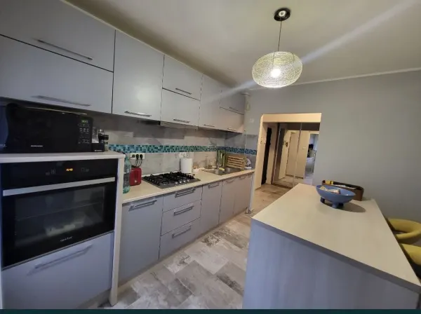 Apartament 3 camere Constanța - poza 1