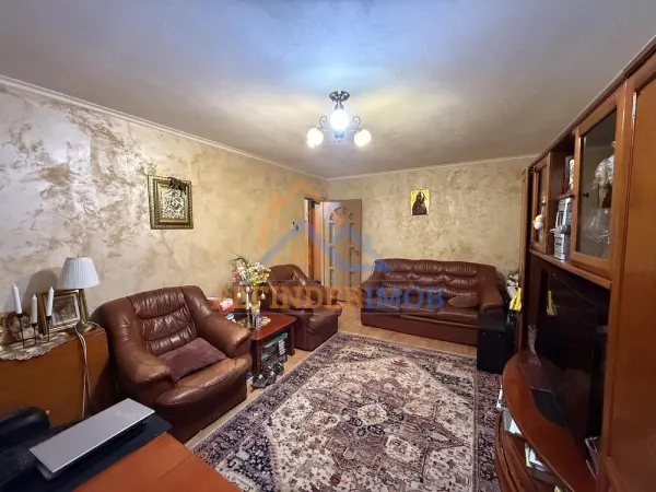 Apartament 3 camere București - poza 1
