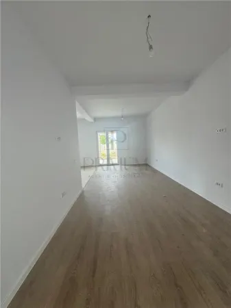 Casă 3 camere Moșnița Nouă - poza 4