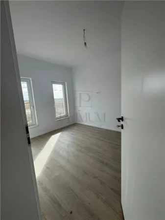 Casă 3 camere Moșnița Nouă - poza 7