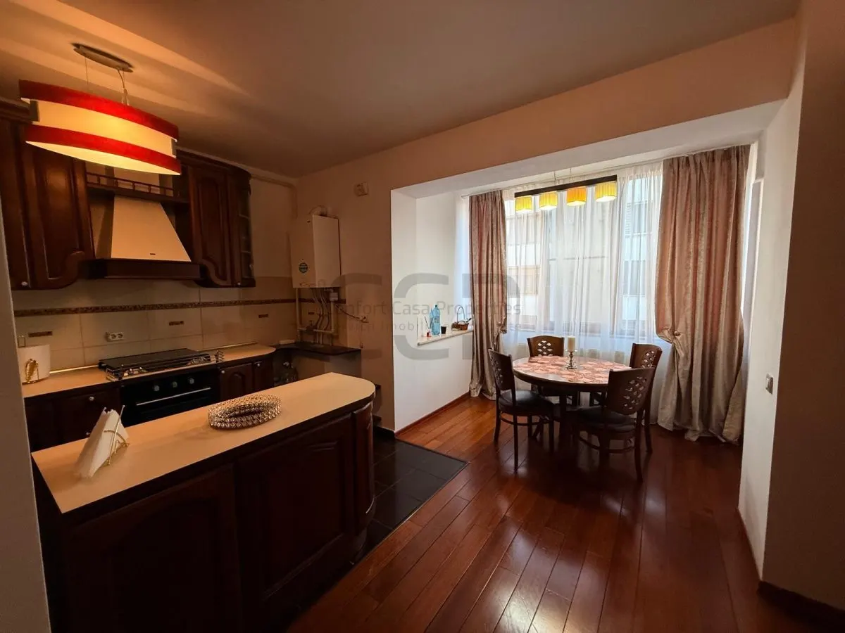 Apartament 3 camere București - poza 1