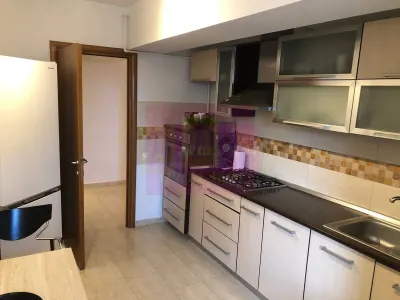 Apartament 3 camere București - poza 7