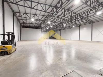 Doua hale plus teren 5,124 mp de vanzare strada Poetului zona Gai - Arad