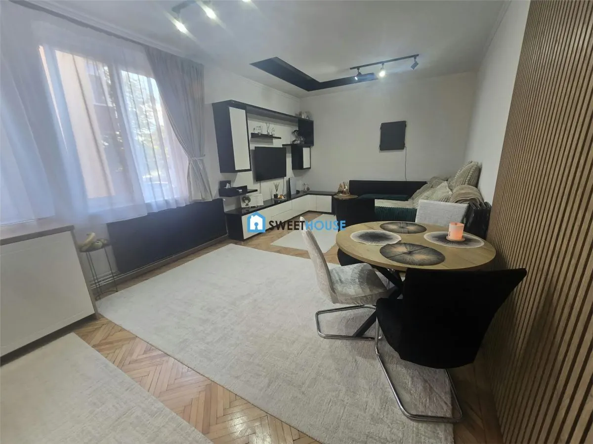 Apartament 3 camere Făgăraș - poza 1