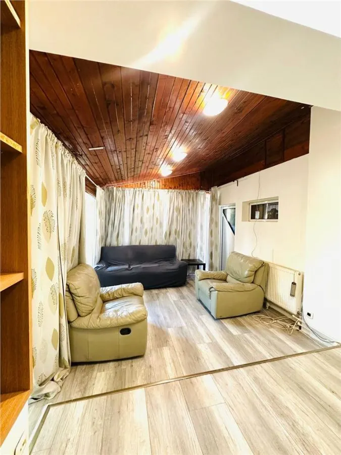 Casă 5 camere Voluntari - poza 1
