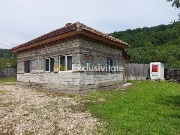 Casă 4 camere Bascov - poza 2