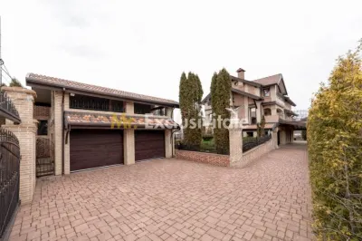 Casă 8 camere Ștefănești - poza 2