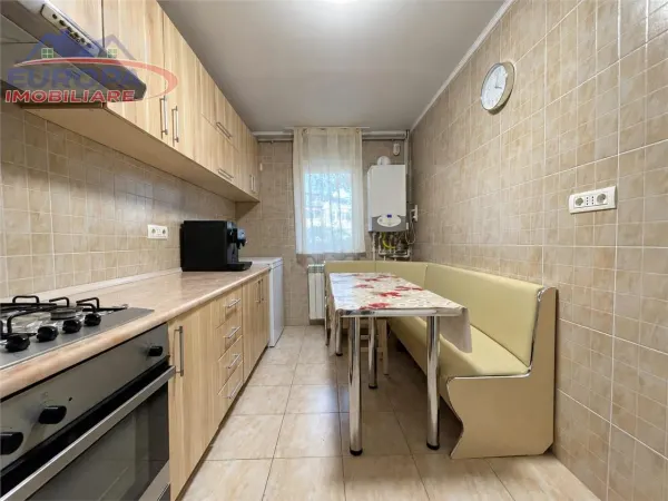 Apartament 4 camere Tulcea - poza 8