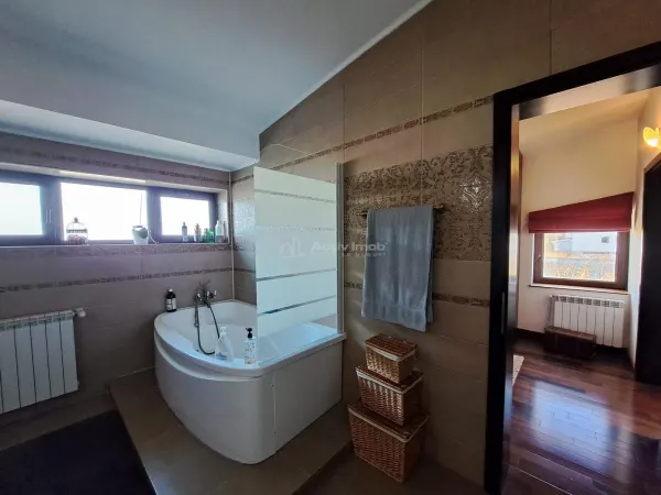Casă 8 camere Samurcasi - poza 15