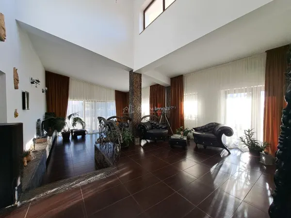 Casă 8 camere Samurcasi - poza 30