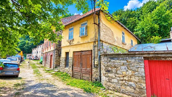 Casă 2 camere Oravita - poza 2