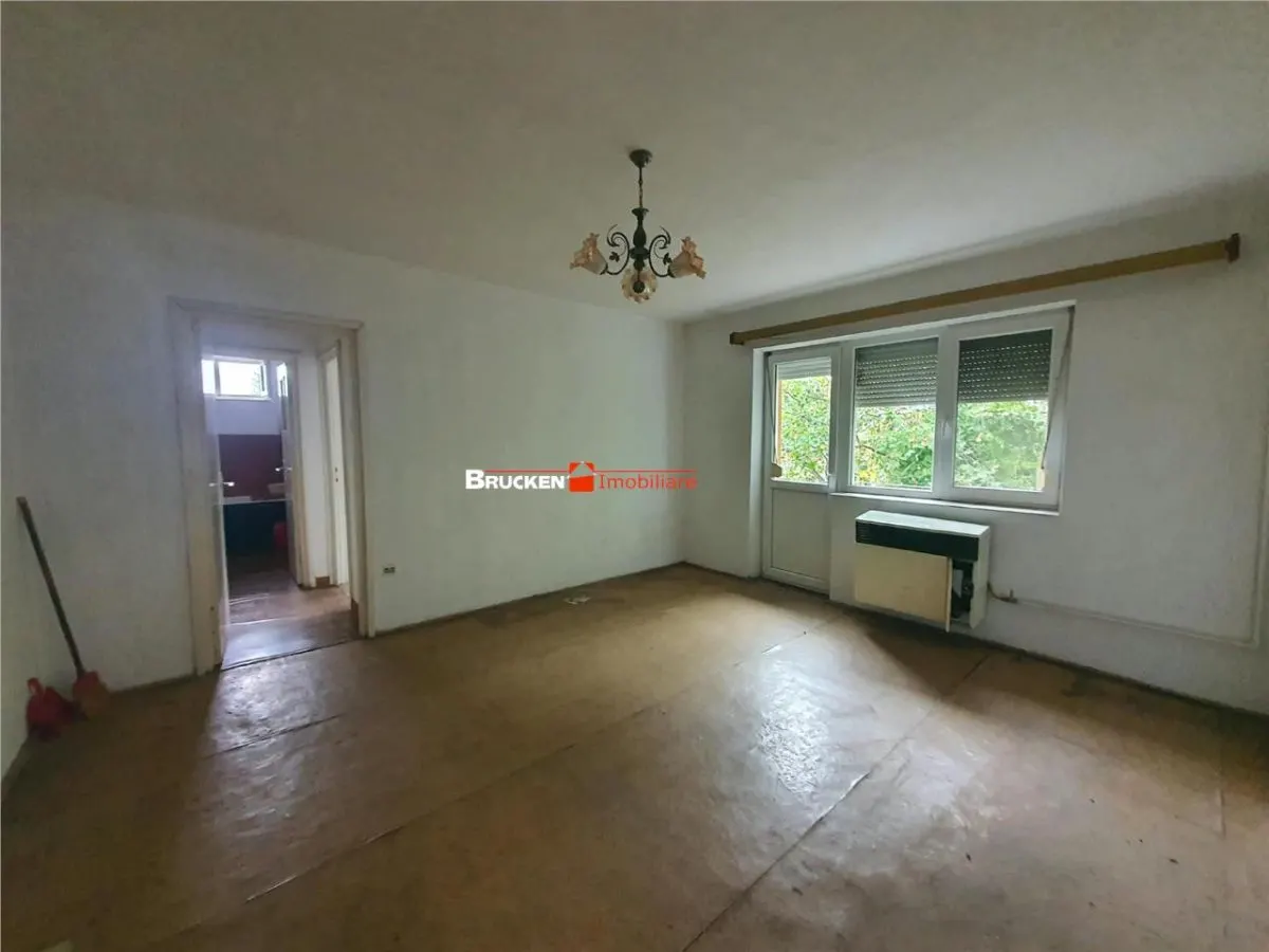 Apartament 2 camere Marghita - poza 1