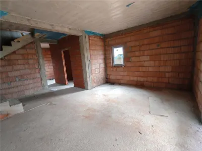 Casă 4 camere Moșnița Veche - poza 4