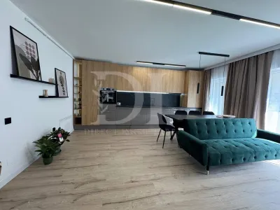 Apartament ultramodern / etaj  intermediar / Zona Eroilor - Floresti