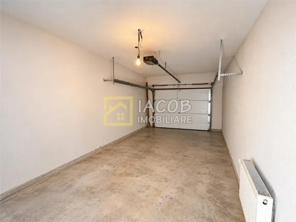 Casă 5 camere Bacău - poza 12