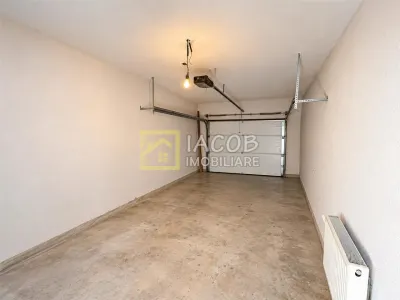 Casă 5 camere Bacău - poza 12