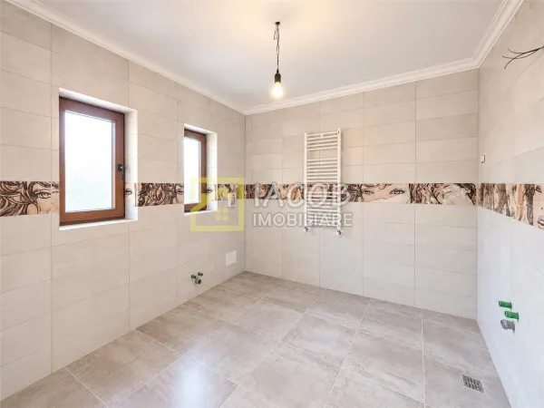 Casă 5 camere Bacău - poza 15