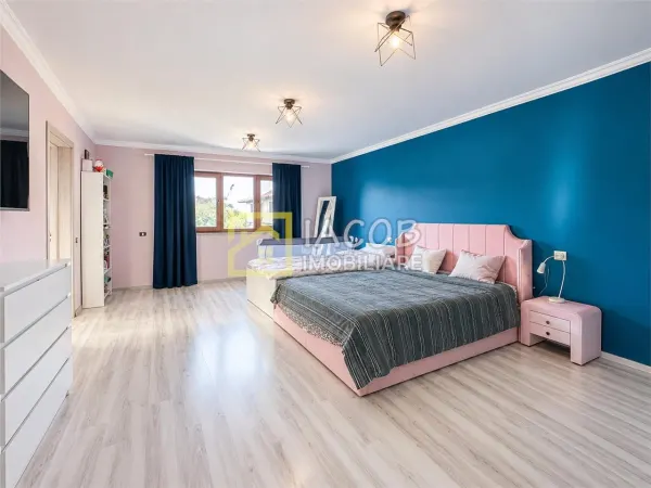 Casă 5 camere Bacău - poza 9