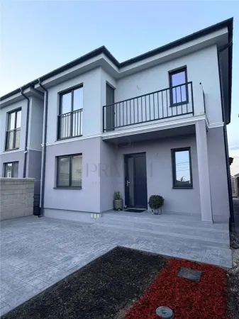 Casă 5 camere Moșnița Veche - poza 1