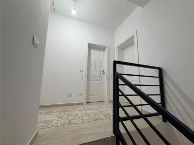 Casă 5 camere Moșnița Veche - poza 14
