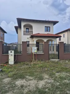 Casă 4 camere Moșnița Nouă - poza 2