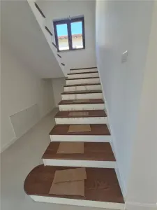 Casă 4 camere Moșnița Nouă - poza 12