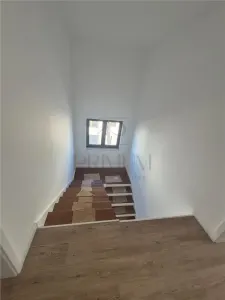 Casă 4 camere Moșnița Nouă - poza 13